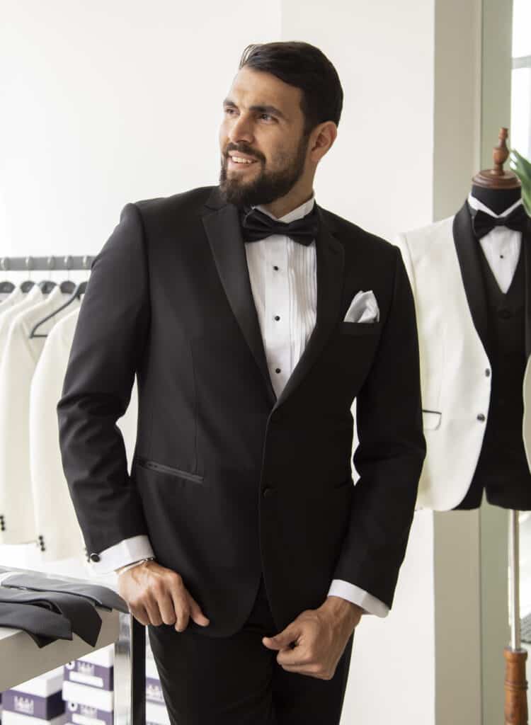 Tuxedo negro